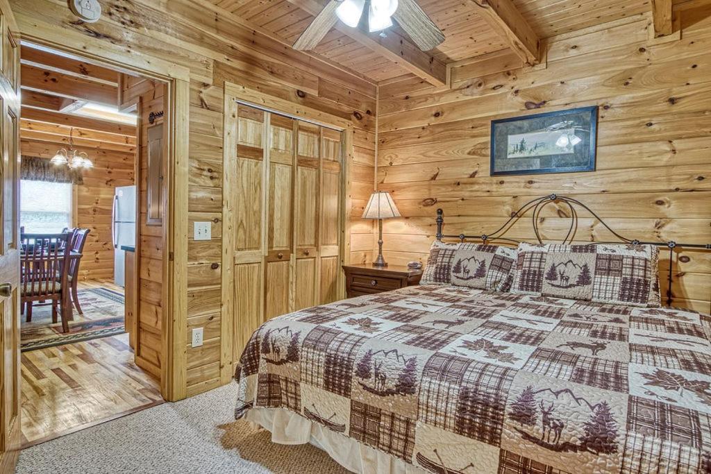 Smoky Mountain Gem Villa แกตลิงเบิร์ก ภายนอก รูปภาพ